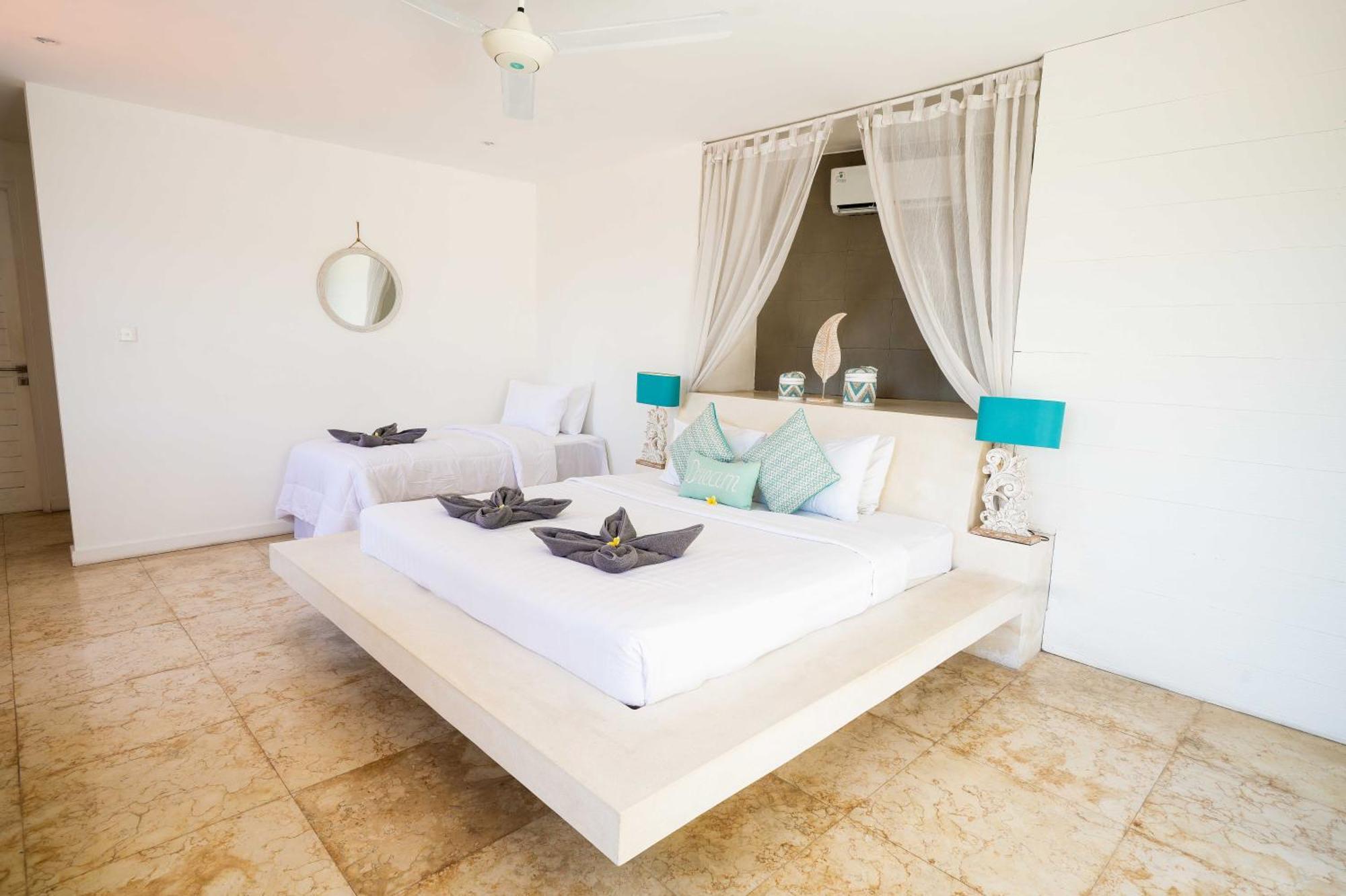 Villa Rae - - Legian Luxury 3 Bedroom 3 Bathroom - Great Location