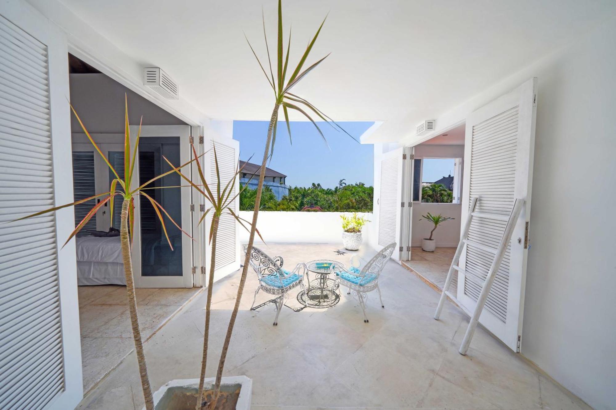 Rae - - Legian Luxury 3 Bedroom 3 Bathroom - Great Location Villa